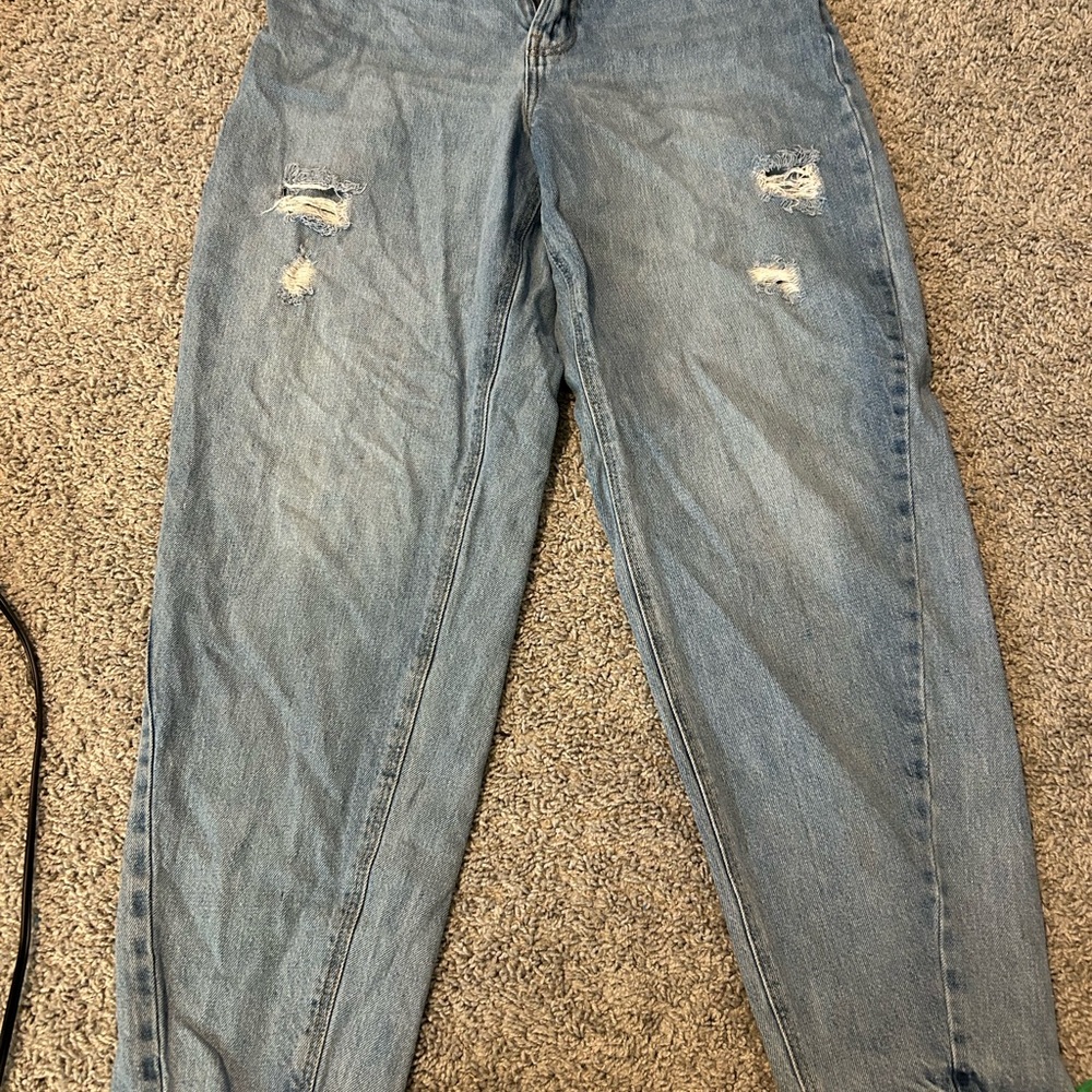 Blue Relaxed Fit Boyfriend Jeans with Distressed Details